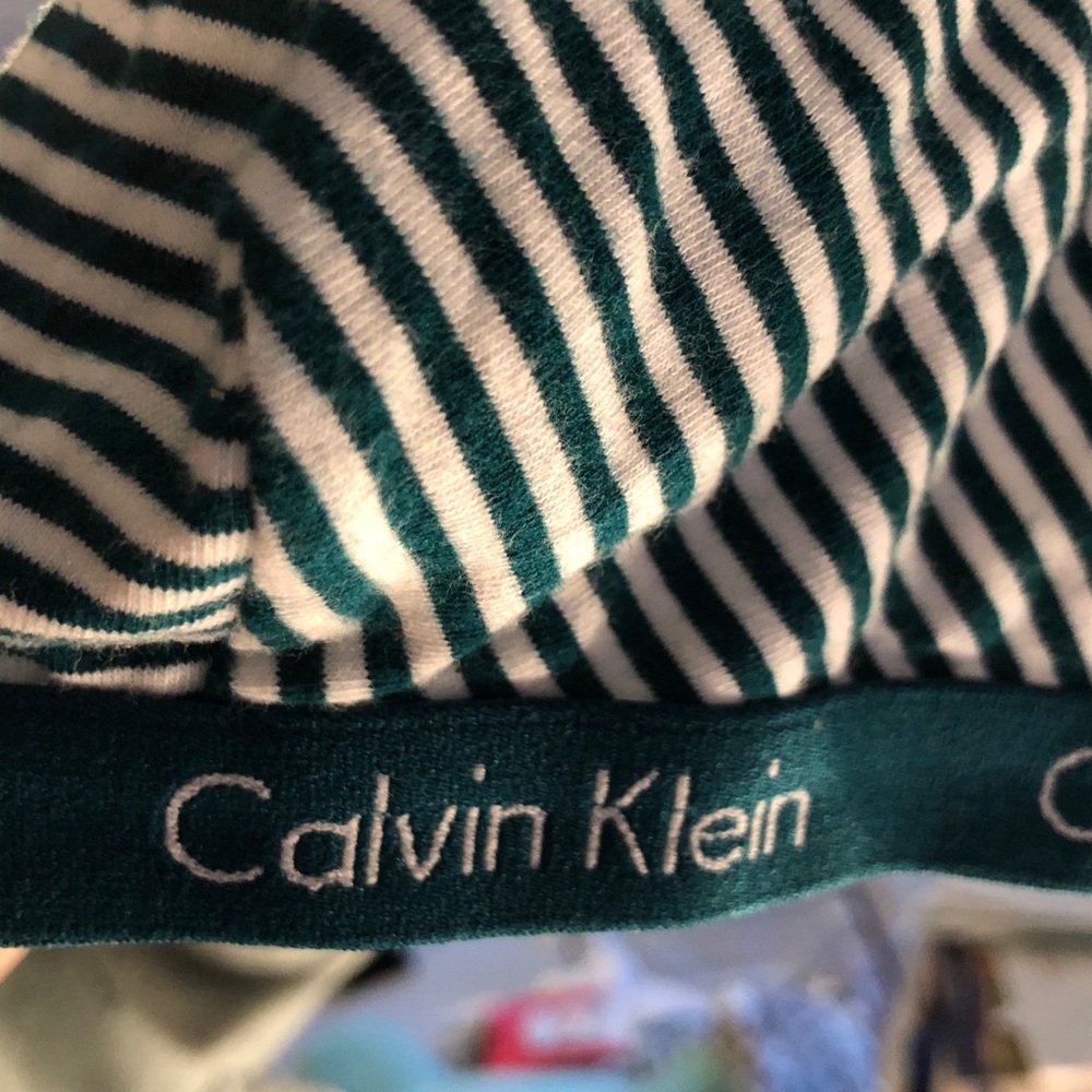 Calvin Klein bra - Picture 2 of 4